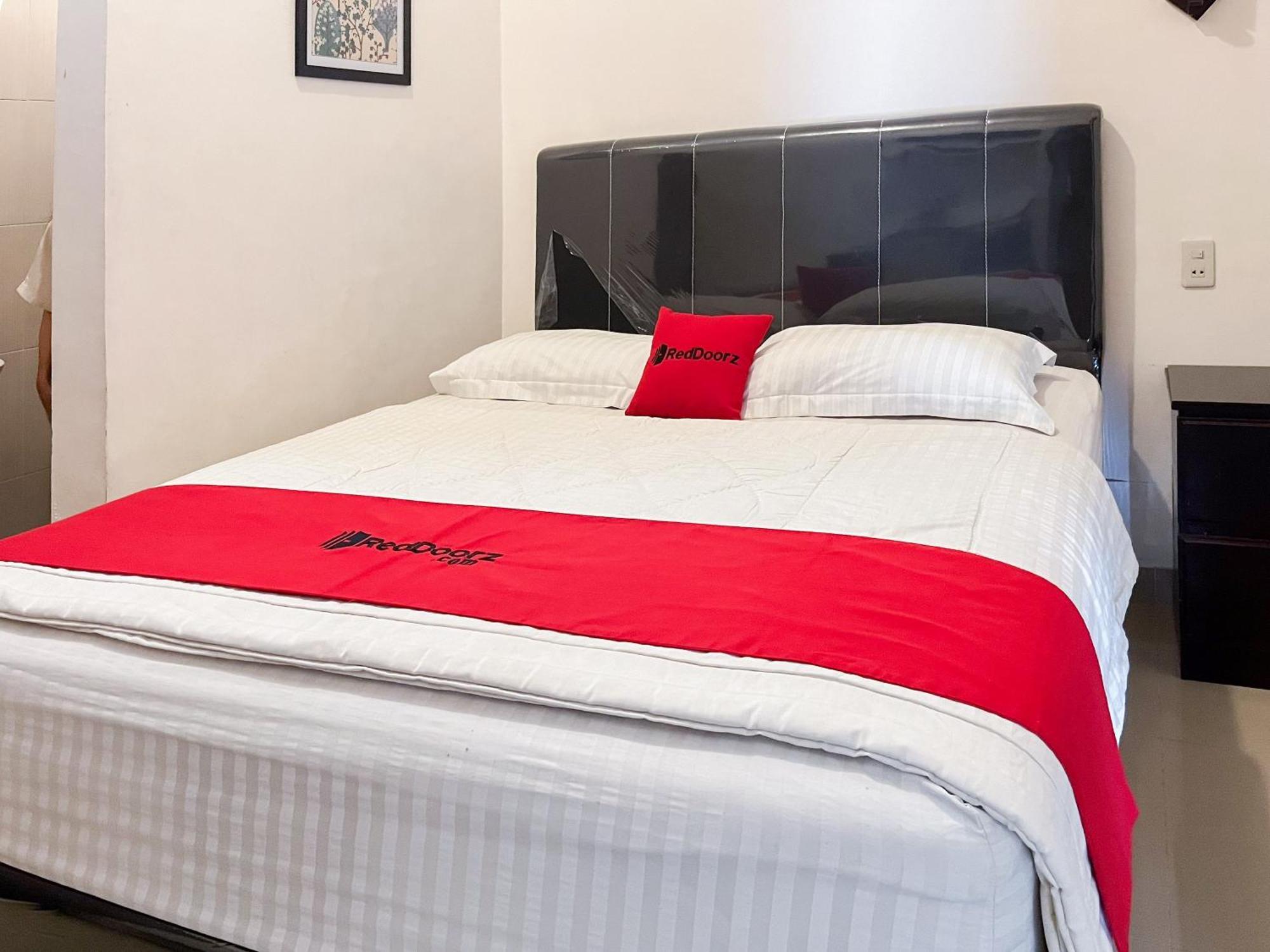 Reddoorz Near Pantai Pandan Sibolga 2 Hotel Halangan Kültér fotó