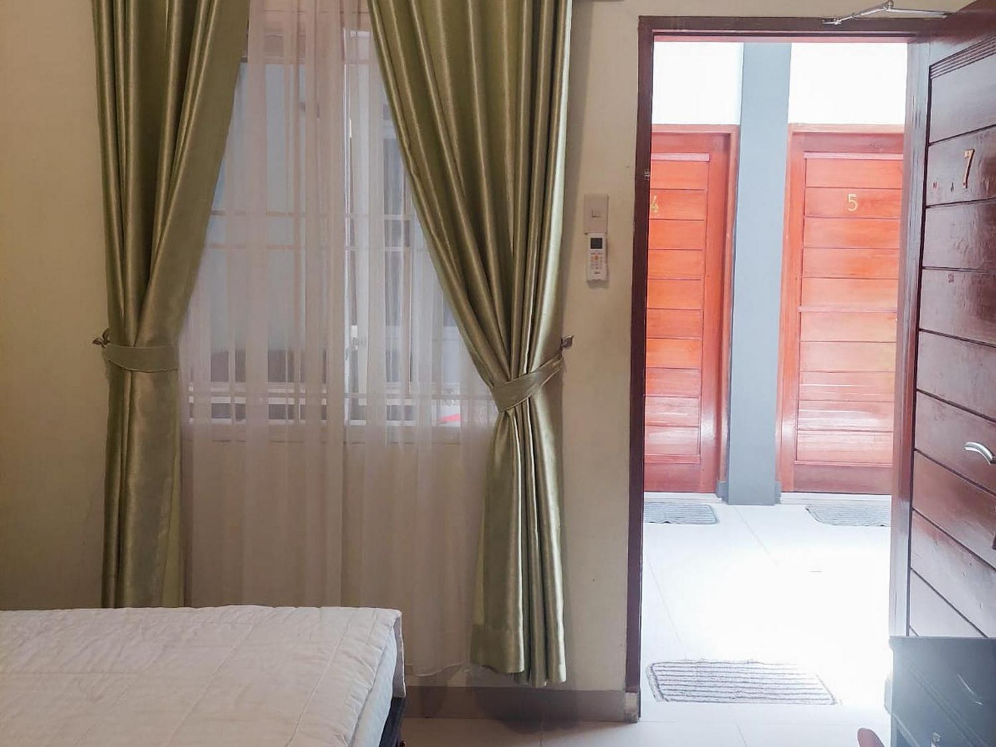 Reddoorz Near Pantai Pandan Sibolga 2 Hotel Halangan Kültér fotó